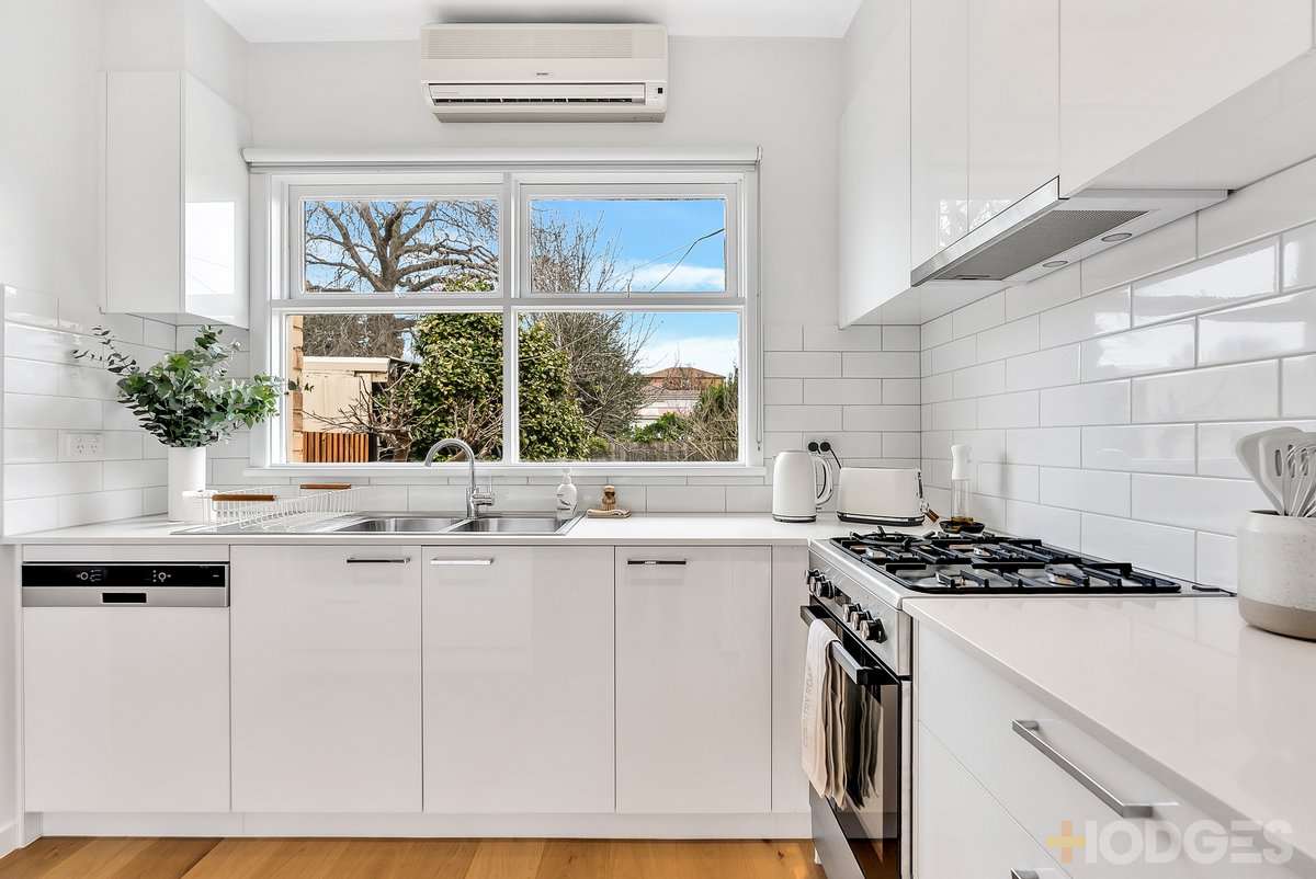 4 / 18 Flinders Street Mentone - Residential for sale