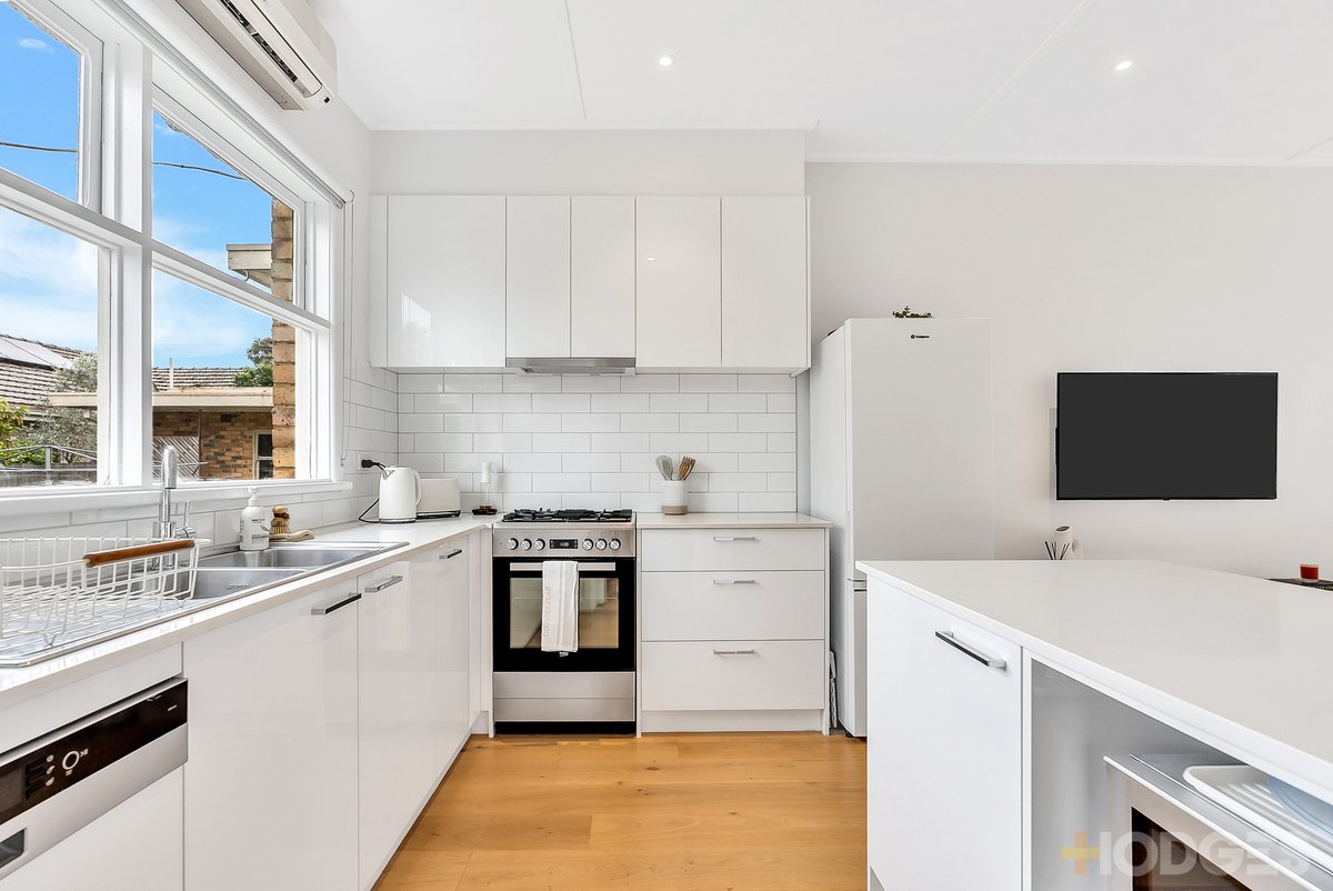 4 / 18 Flinders Street Mentone - Residential for sale