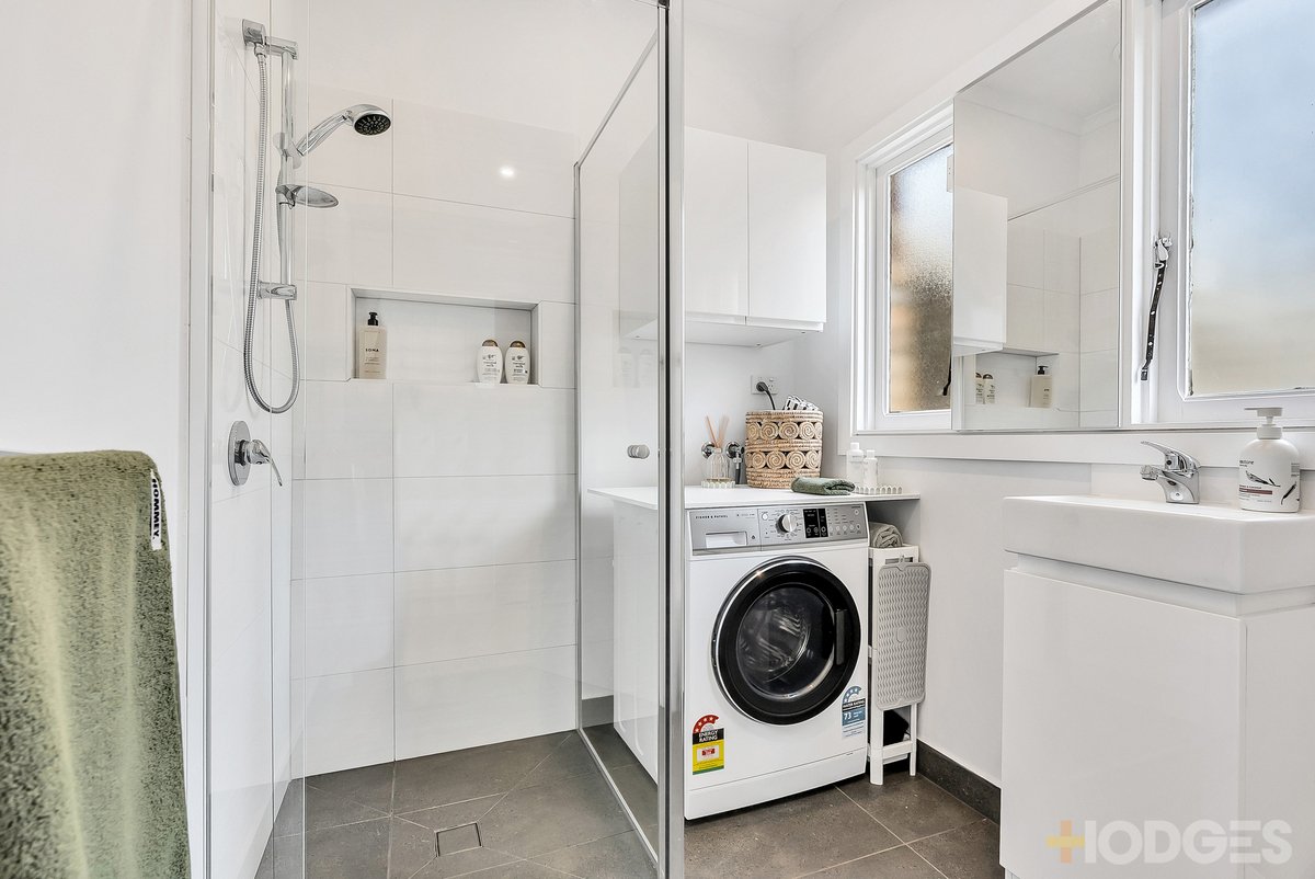 4 / 18 Flinders Street Mentone - Residential for sale