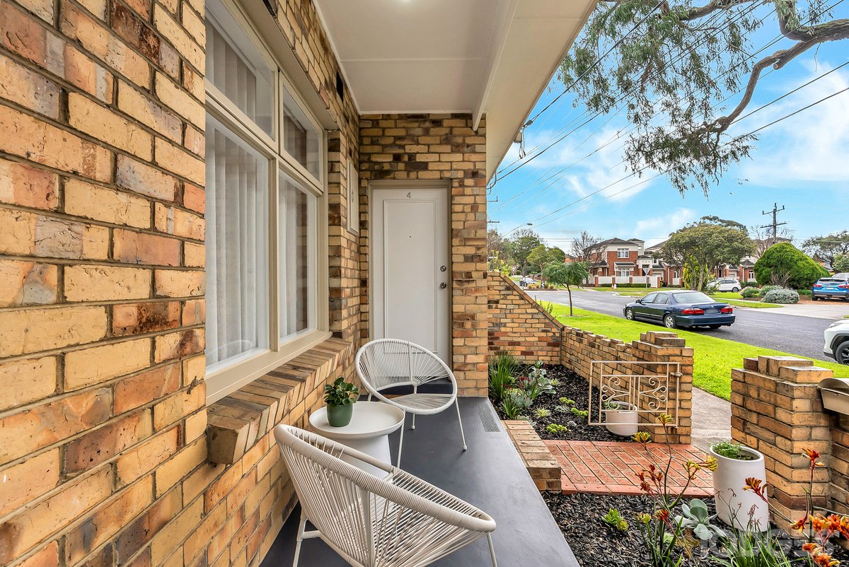 4 / 18 Flinders Street Mentone - Residential for sale