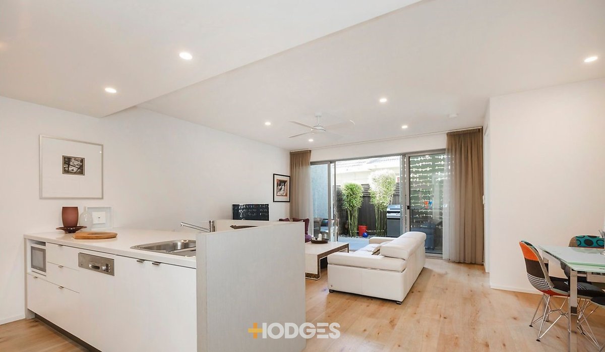 4 / 2 Alfred Street Aspendale - Residential for sale