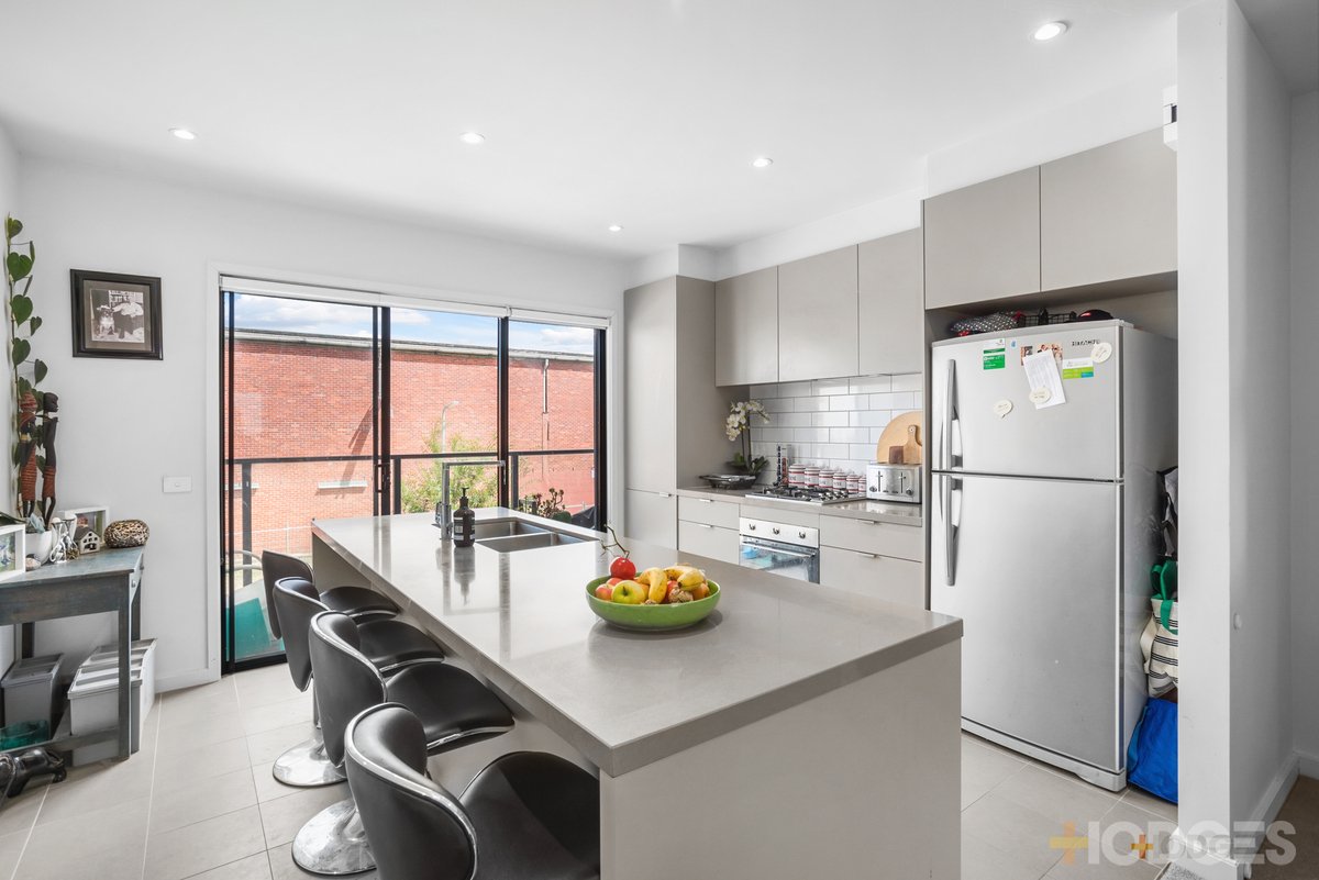 42 Ambrose Avenue Cheltenham - Residential for sale