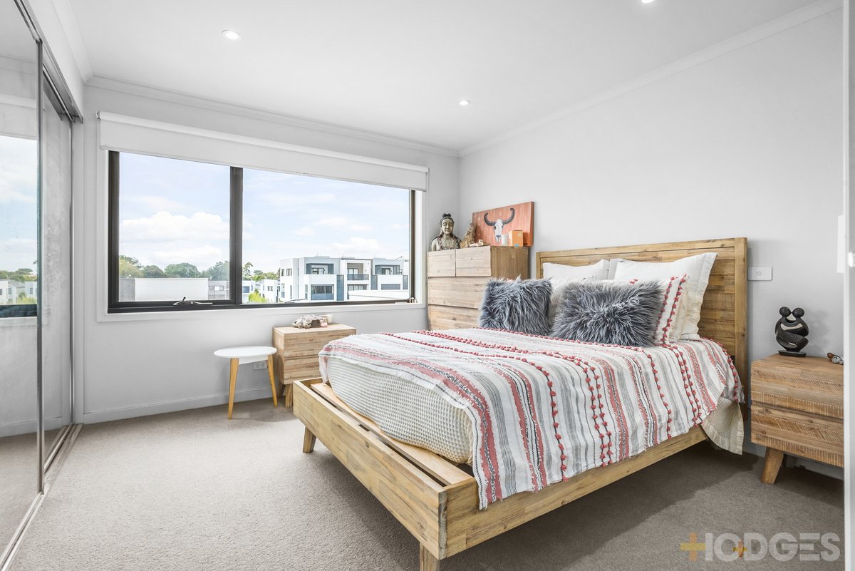 42 Ambrose Avenue Cheltenham - Residential for sale