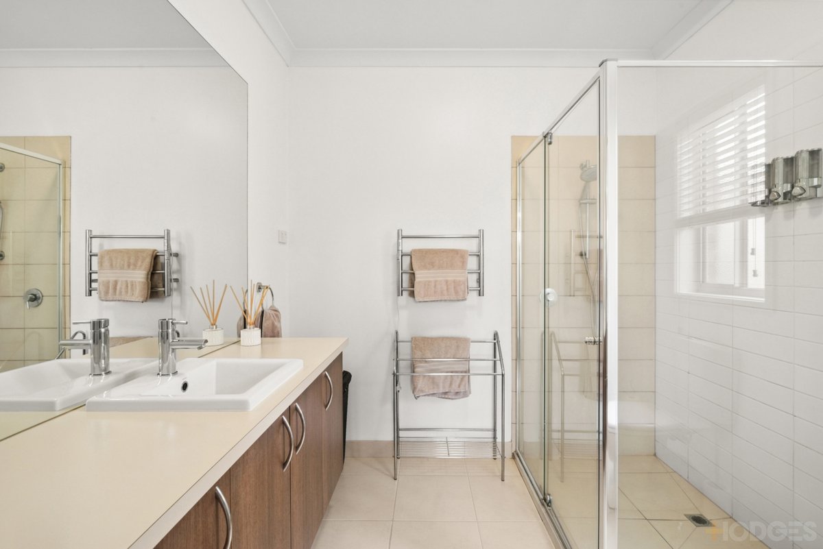 42 Chrystobel Way Kilmore - Residential for sale