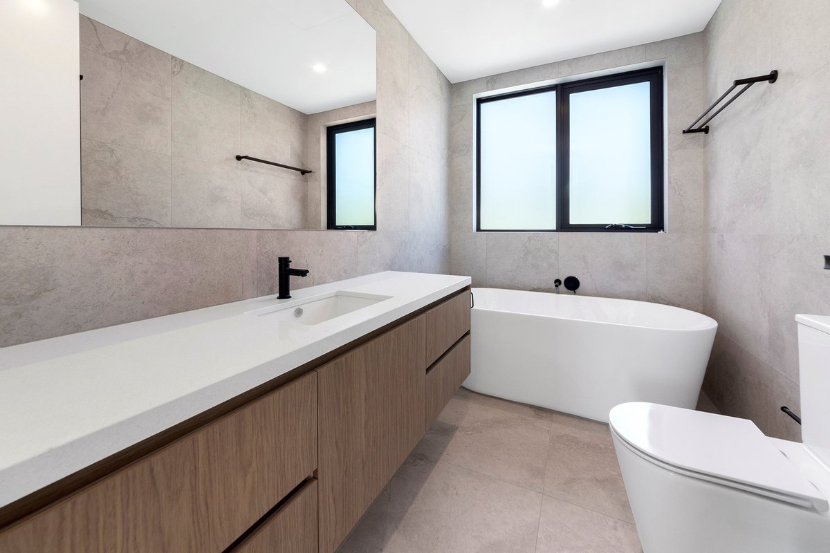 42 Clonmore Street Beaumaris - Residential for lease