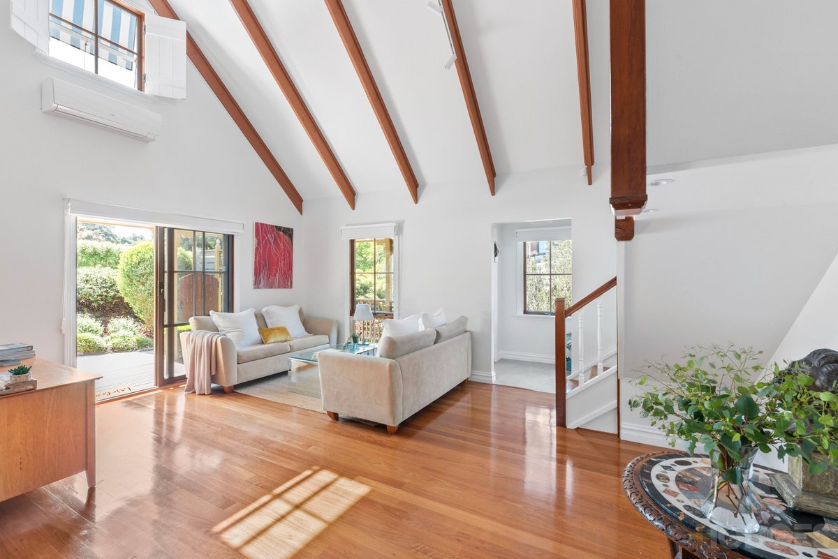 42 Cuthbertson Drive Ocean Grove - Residential for sale