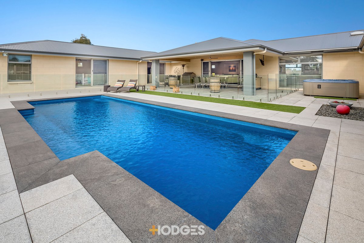 42 Daruma Way Batesford - Residential for sale