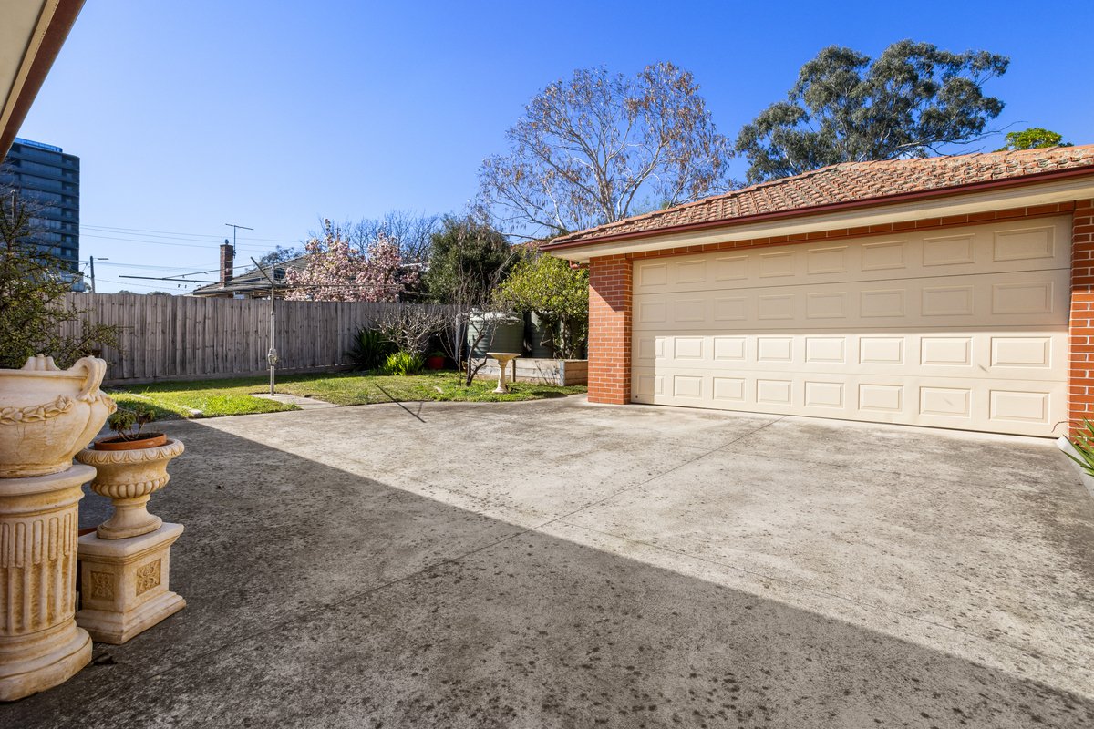 42 Edwin Street IVANHOE - Residential for sale