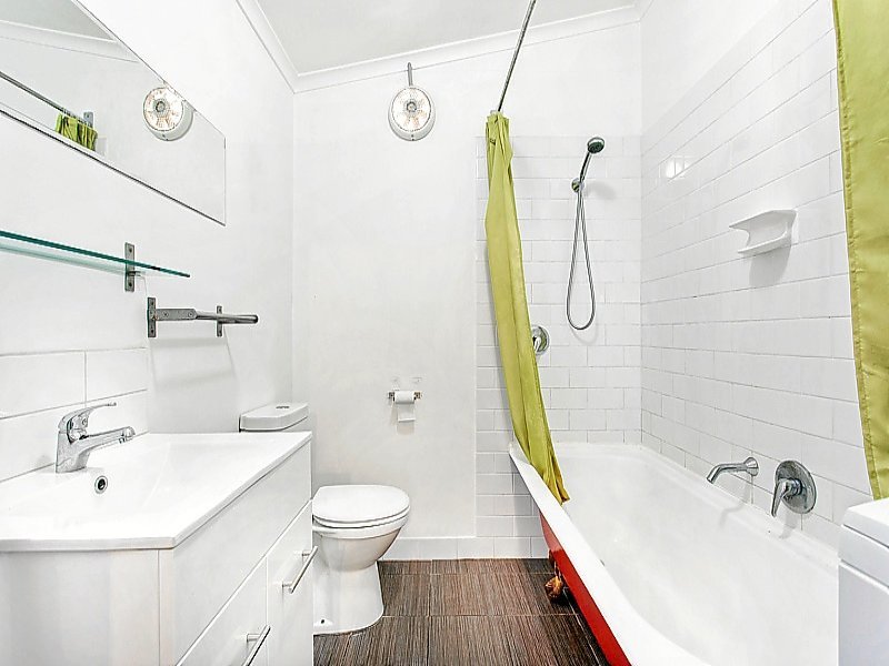 42 Kingston Street YARRAVILLE - Residential for sale