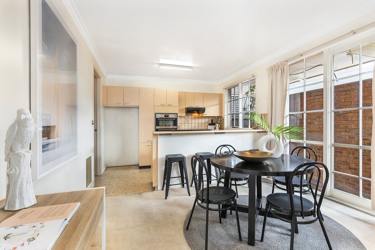 4 / 2 Sandringham Road SANDRINGHAM - Residential for sale