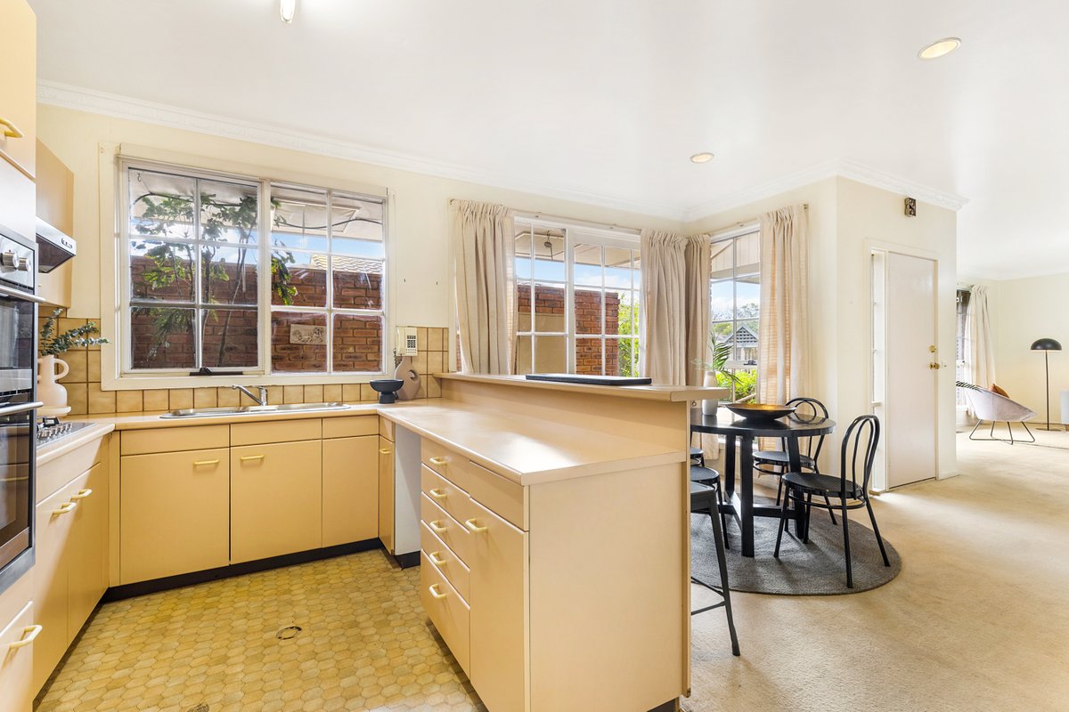 4 / 2 Sandringham Road SANDRINGHAM - Residential for sale