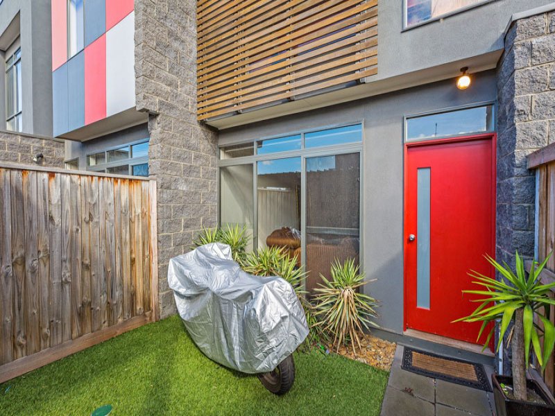4 / 204 Stephen Street YARRAVILLE - Residential for sale