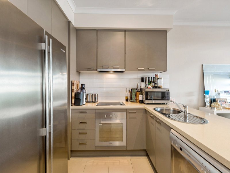 4 / 204 Stephen Street YARRAVILLE - Residential for sale