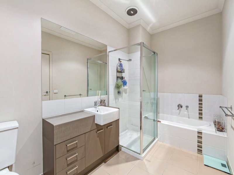 4 / 204 Stephen Street YARRAVILLE - Residential for sale