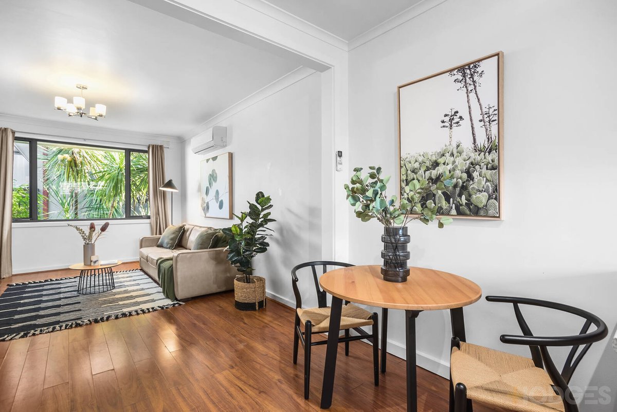 4 / 215 Como Parade East Parkdale - Residential for sale