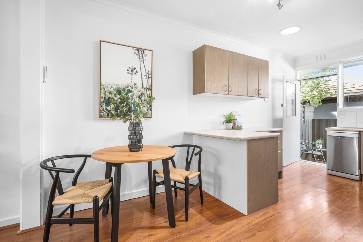 4 / 215 Como Parade East Parkdale - Residential for sale