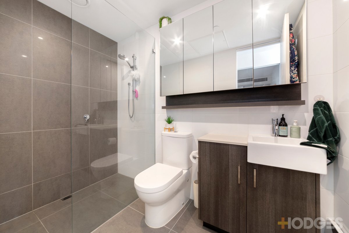 424 / 222 Bay Road Sandringham - Residential for sale