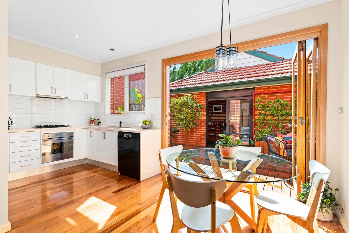 4 / 245 Williamstown Road Yarraville - Residential for sale