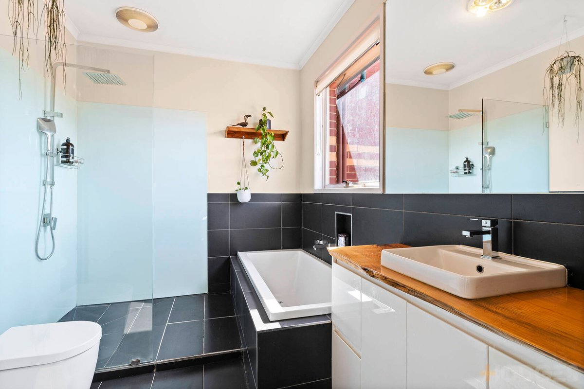 4 / 245 Williamstown Road Yarraville - Residential for sale