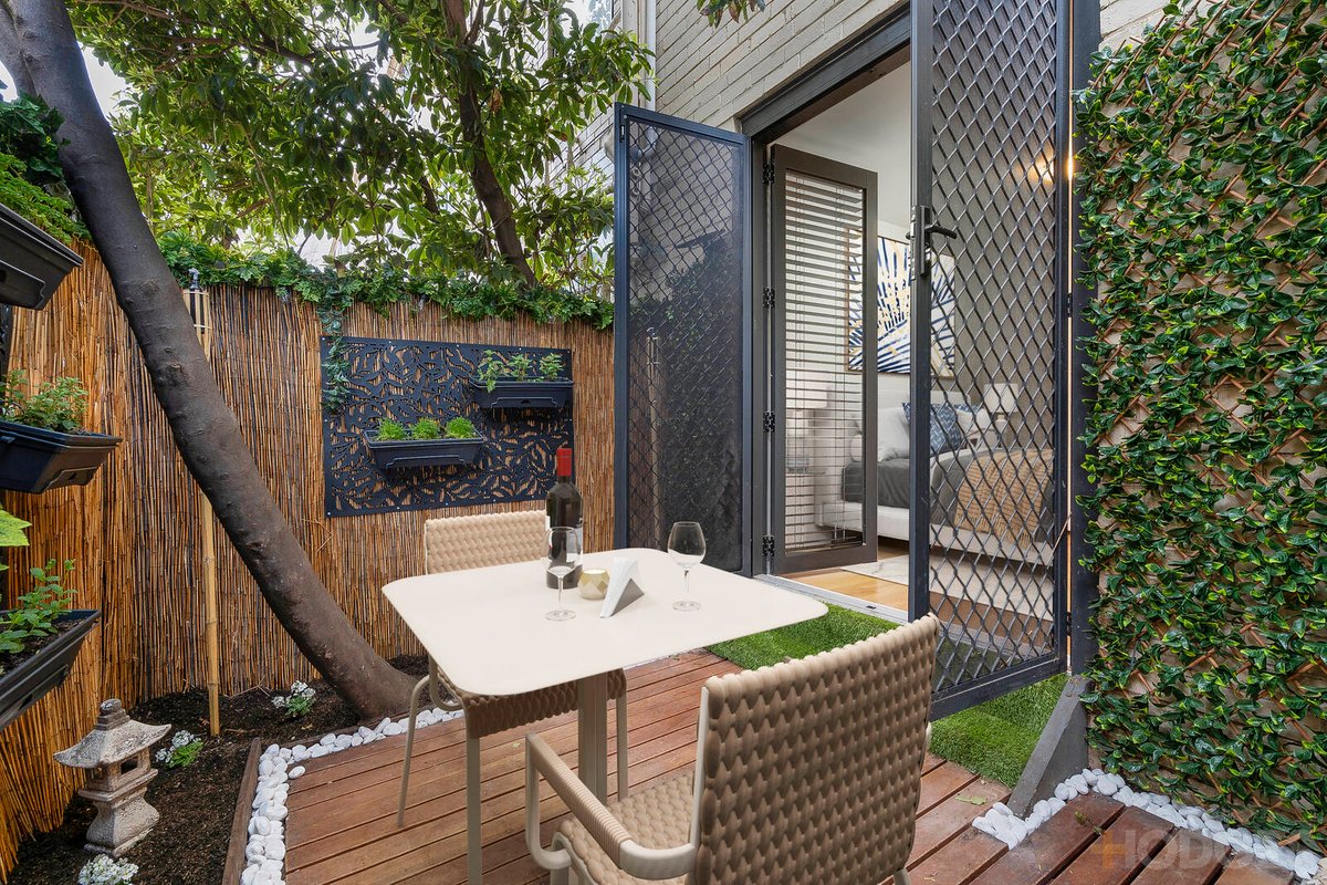 4 / 25 Bendigo Avenue Elwood - Residential for sale