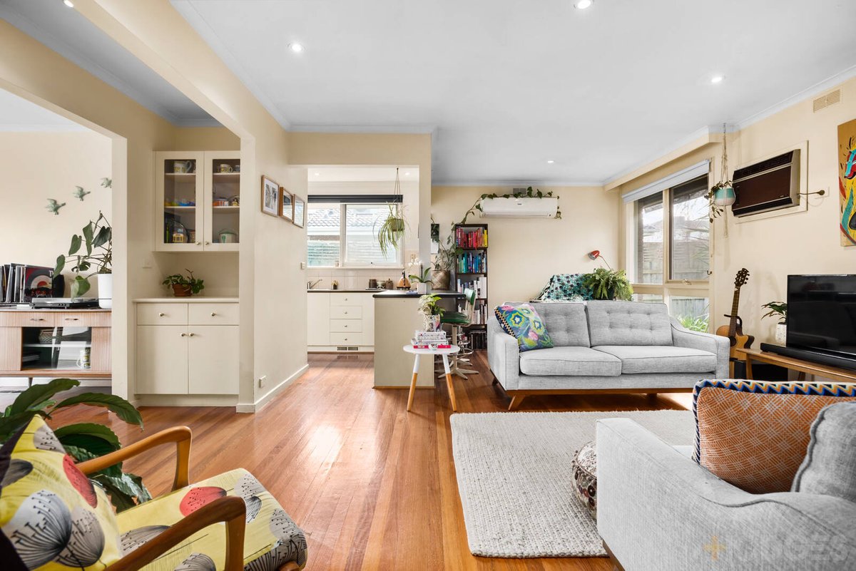 4 / 25 Flinders Street Mentone - Residential for sale