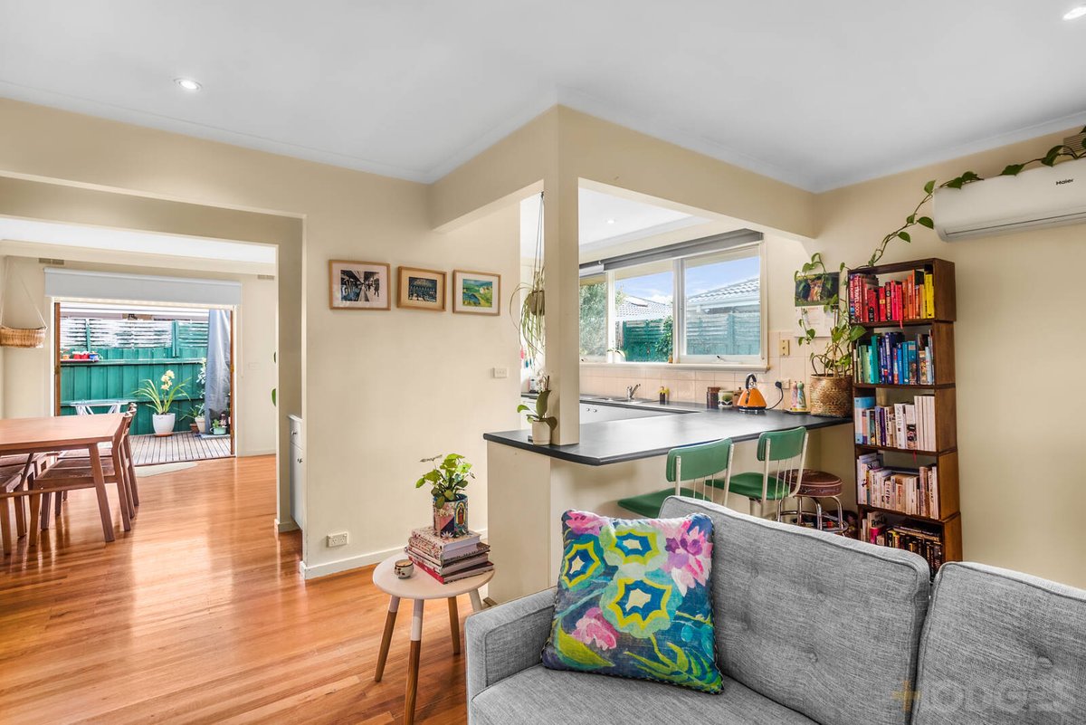 4 / 25 Flinders Street Mentone - Residential for sale