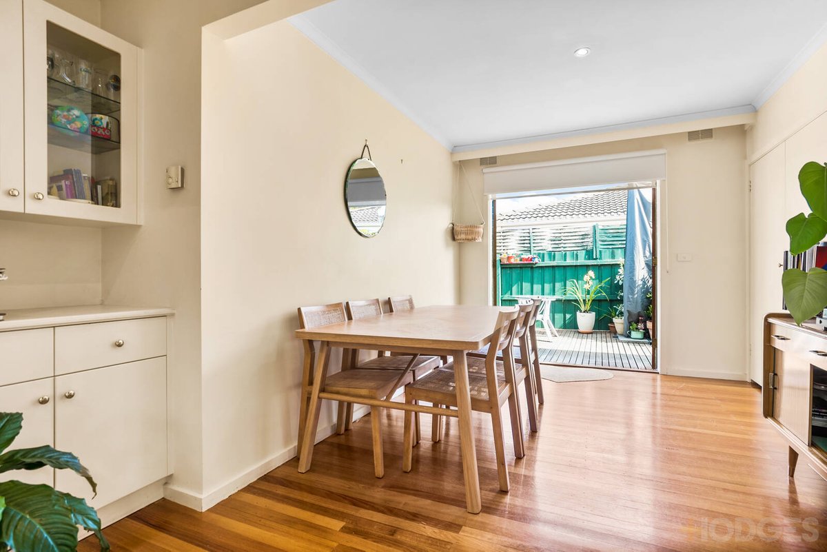 4 / 25 Flinders Street Mentone - Residential for sale