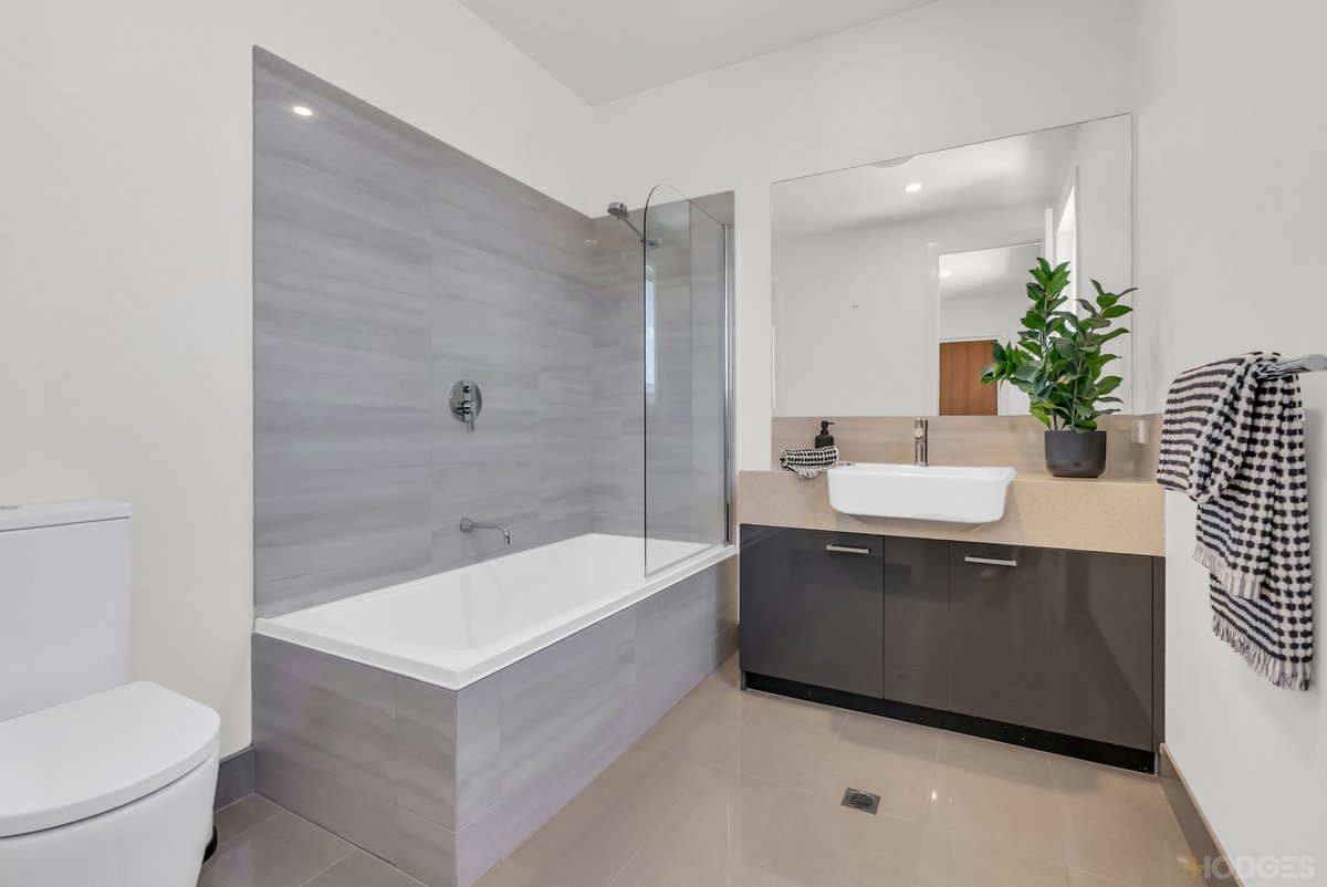 4 / 26 Ross Street Elsternwick - Residential for sale