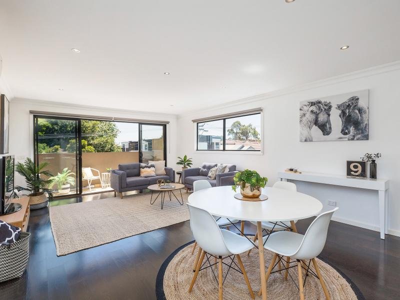 4 / 28 Thomson Street MAIDSTONE - Residential for sale
