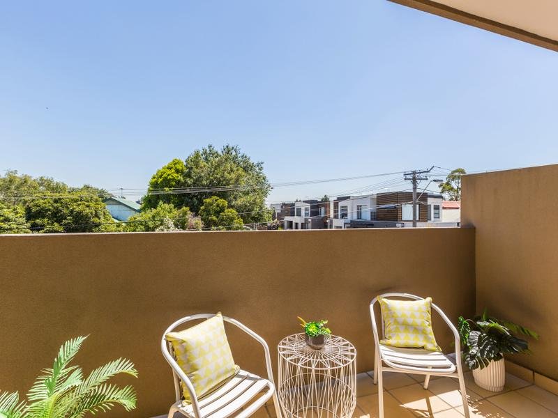 4 / 28 Thomson Street MAIDSTONE - Residential for sale