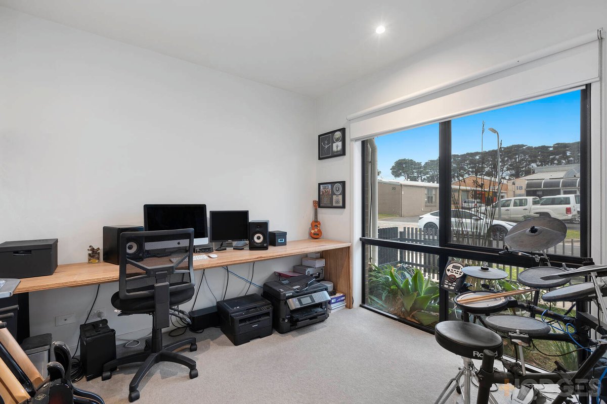 43 Charlton Avenue Cheltenham - Residential for sale