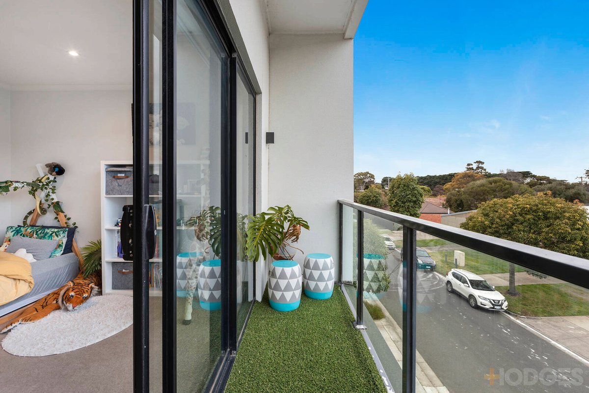 43 Charlton Avenue Cheltenham - Residential for sale