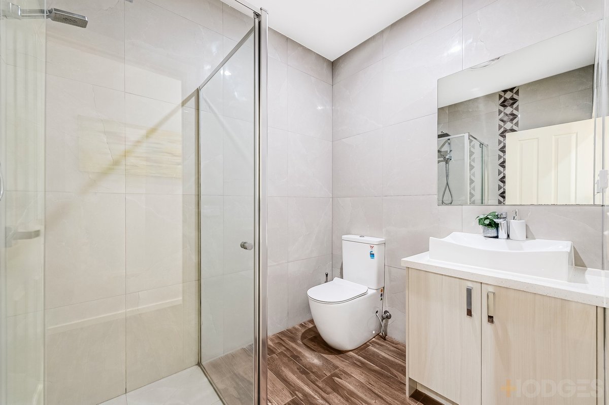 4 / 3 Gavan Court Werribee - Residential for sale