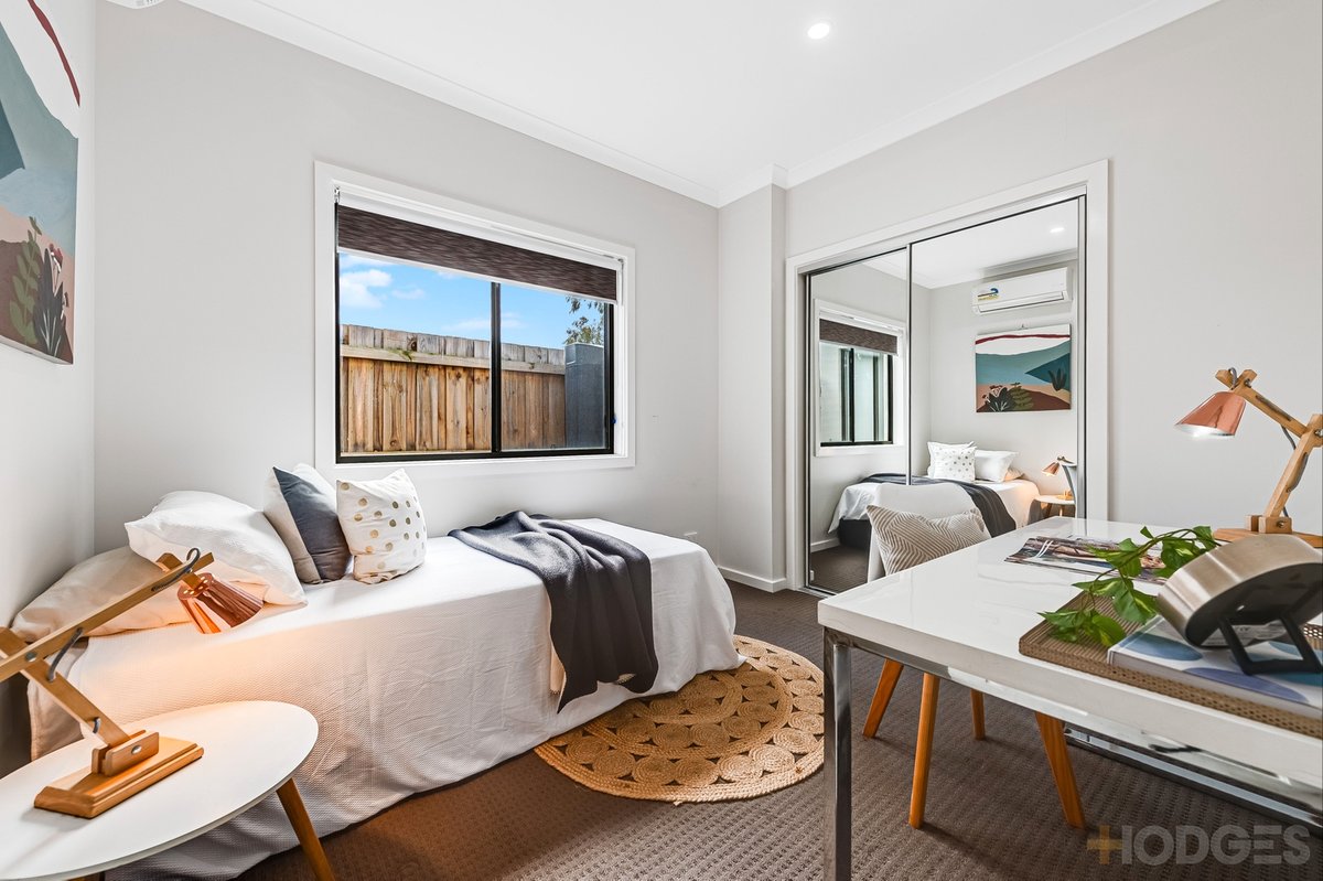 4 / 3 Gavan Court Werribee - Residential for sale