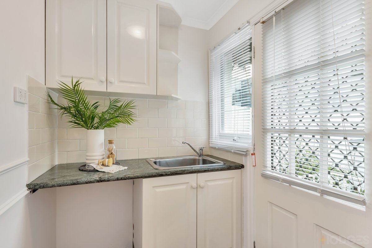 4 / 3 Latrobe Street Cheltenham - Residential for sale