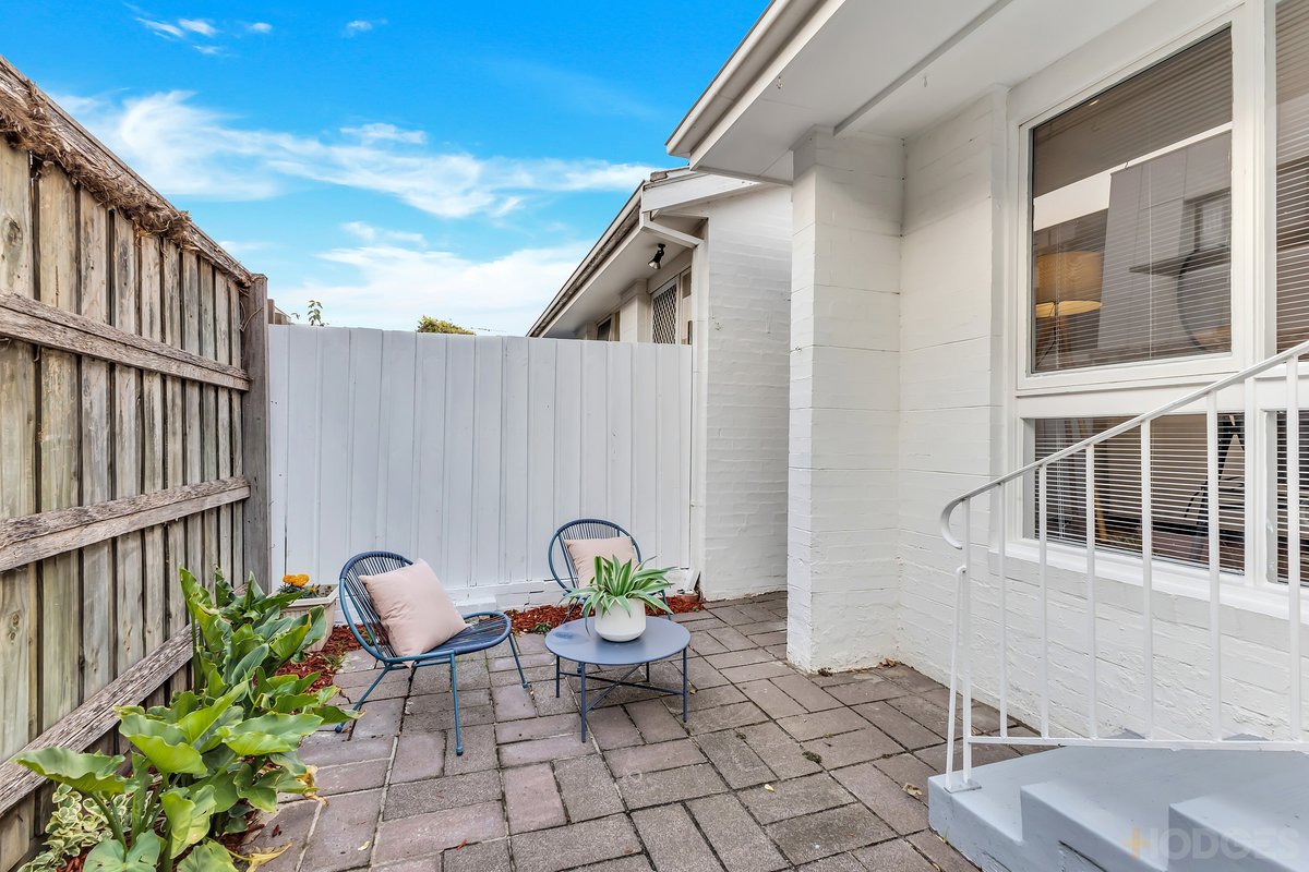 4 / 3 Latrobe Street Cheltenham - Residential for sale