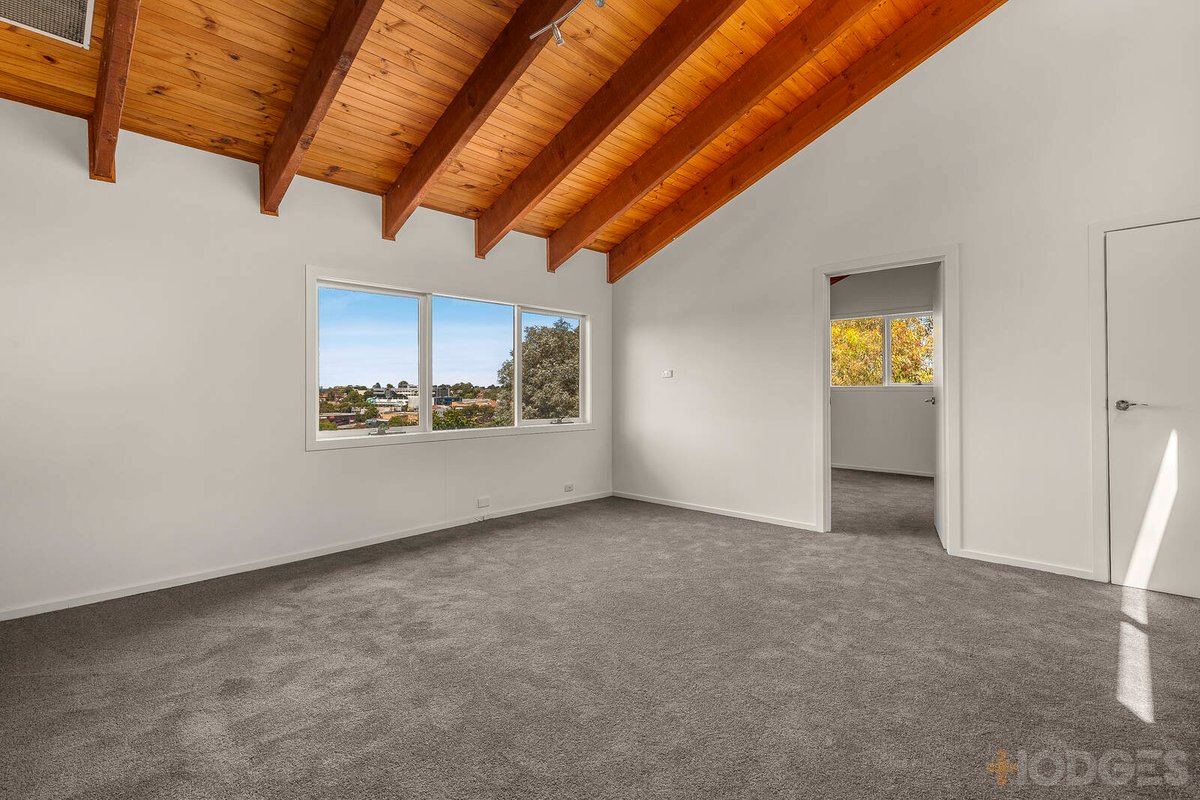 43 Manatunga Circuit Greensborough - Residential for sale