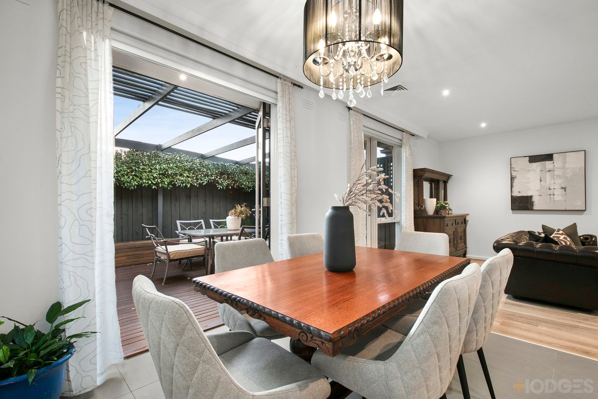 4 / 3 Oak Grove Brighton - Residential for sale