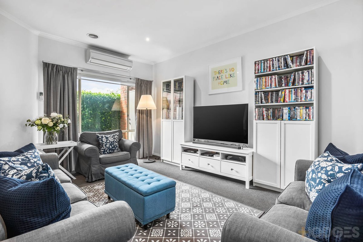 43 Scotsdale Drive Cranbourne East - Residential for sale