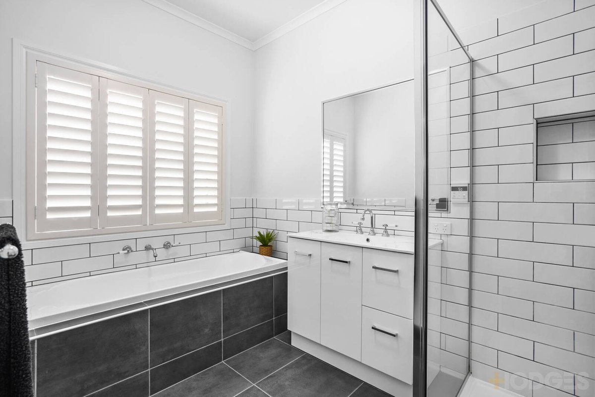 43 Scotsdale Drive Cranbourne East - Residential for sale