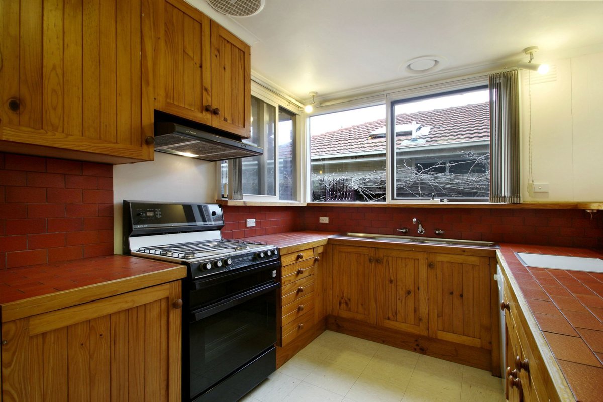 43 Sharrock Drive DINGLEY VILLAGE - Residential for sale