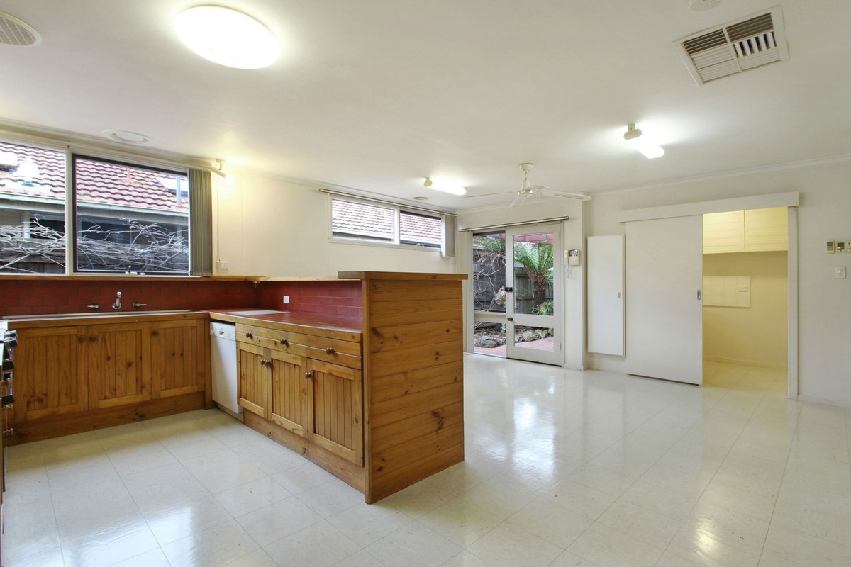 43 Sharrock Drive DINGLEY VILLAGE - Residential for sale