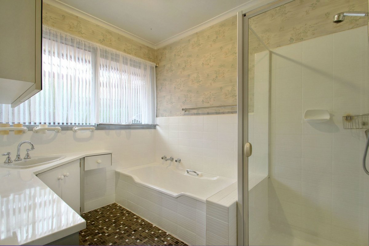 43 Sharrock Drive DINGLEY VILLAGE - Residential for sale