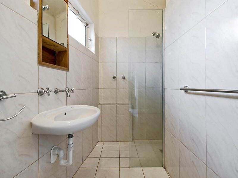4 / 30 Queens Road MELBOURNE - Residential for sale