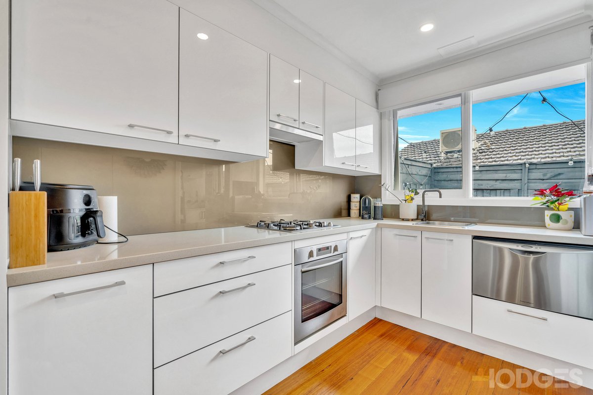 4 / 32-34 Flinders Street Mentone - Residential for sale