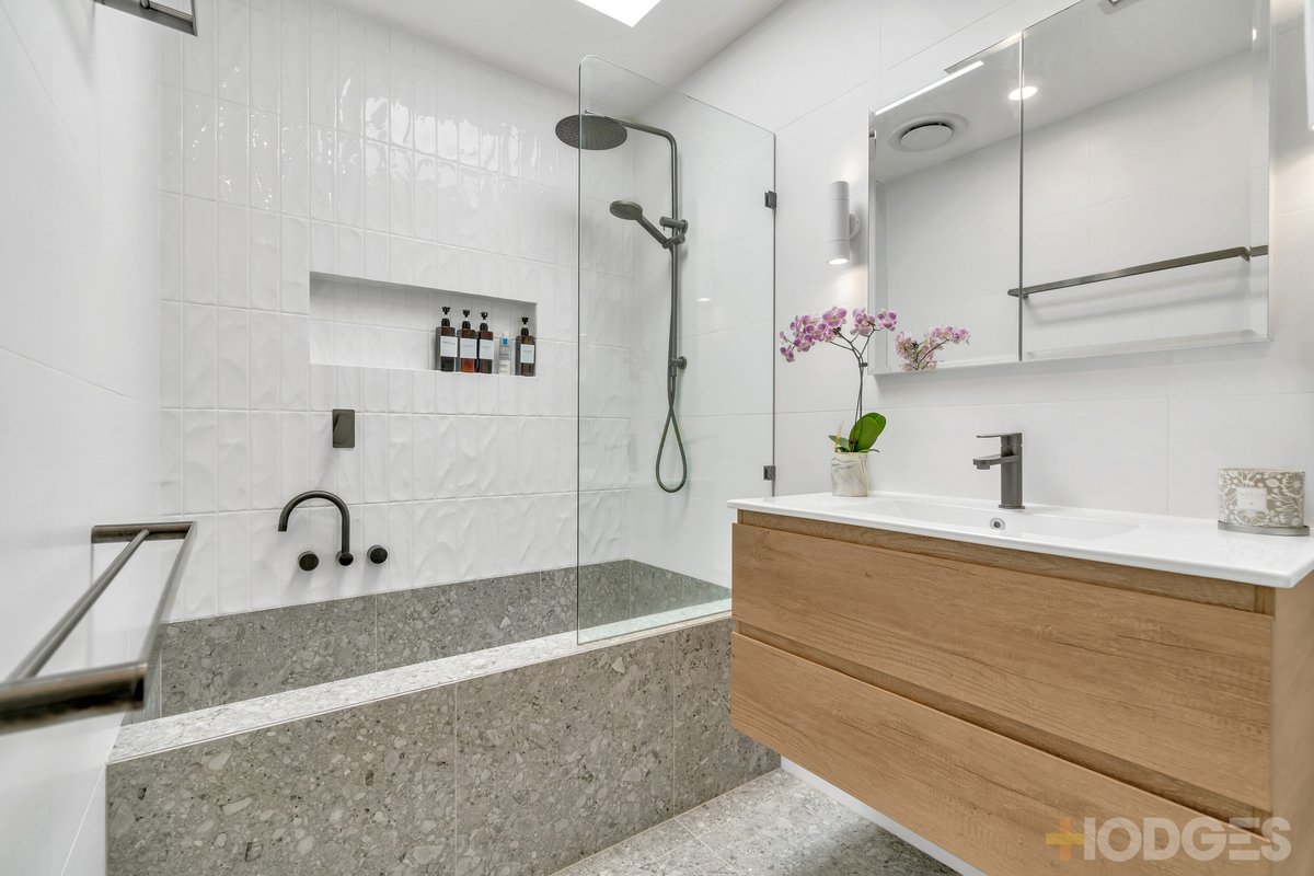 4 / 32-34 Flinders Street Mentone - Residential for sale