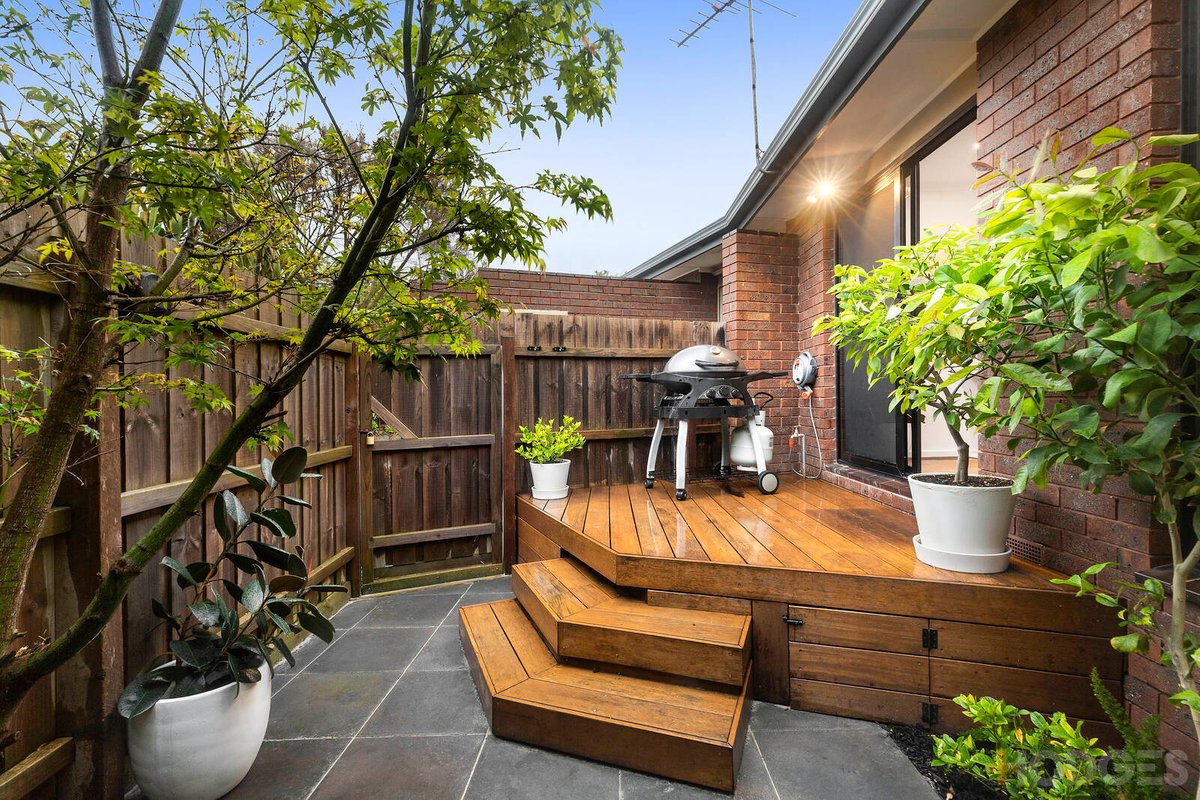 4 / 34 Linacre Road Hampton - Residential for sale