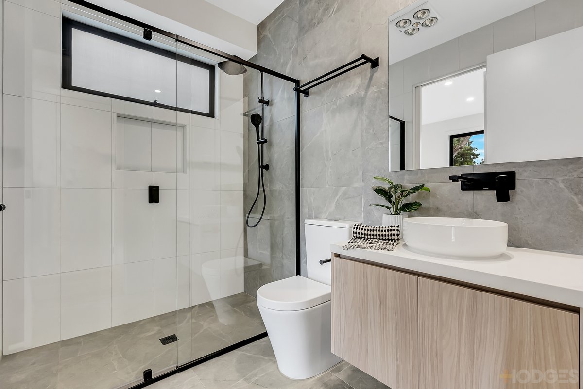 4 / 34 McLeod Road Carrum - Residential for sale