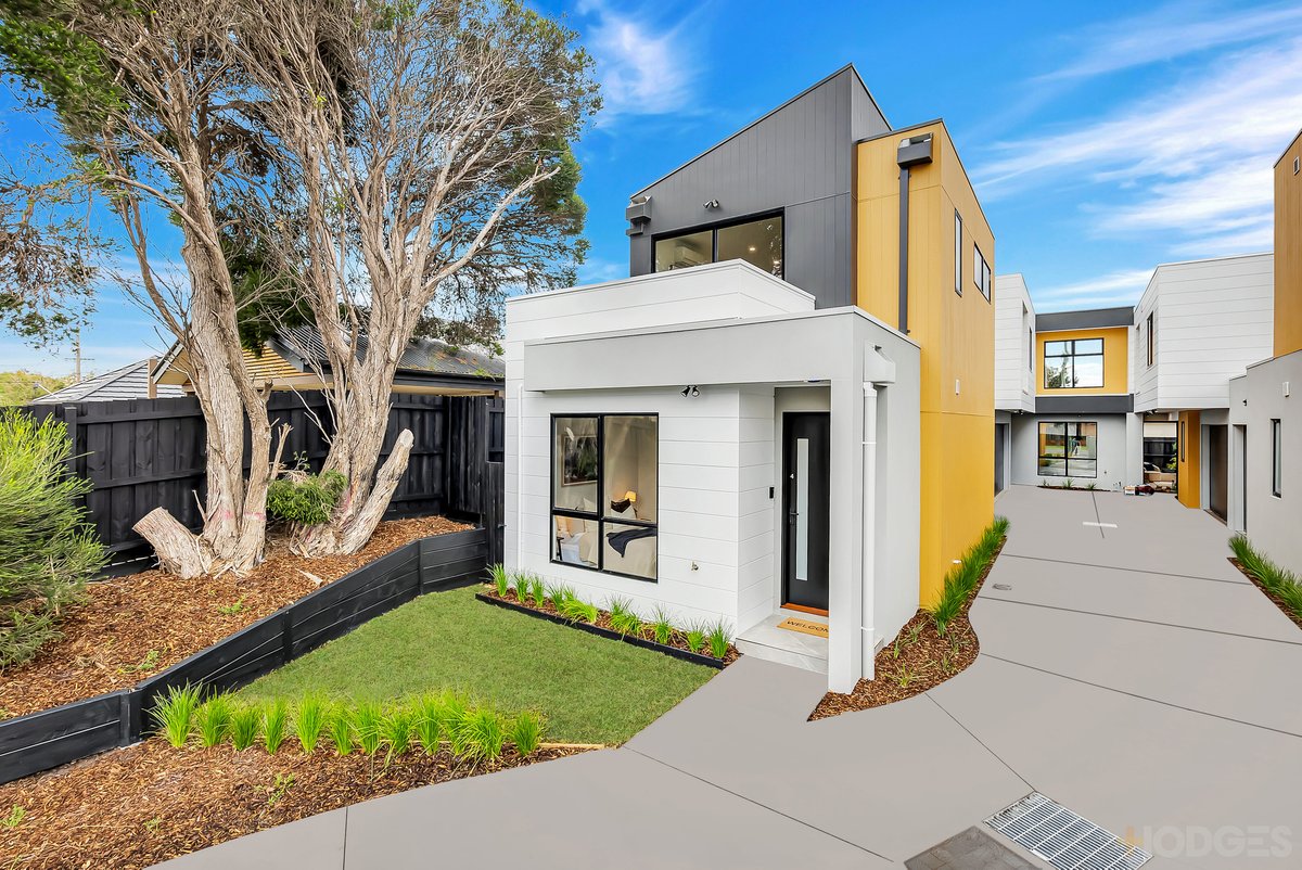 4 / 34 McLeod Road Carrum - Residential for sale