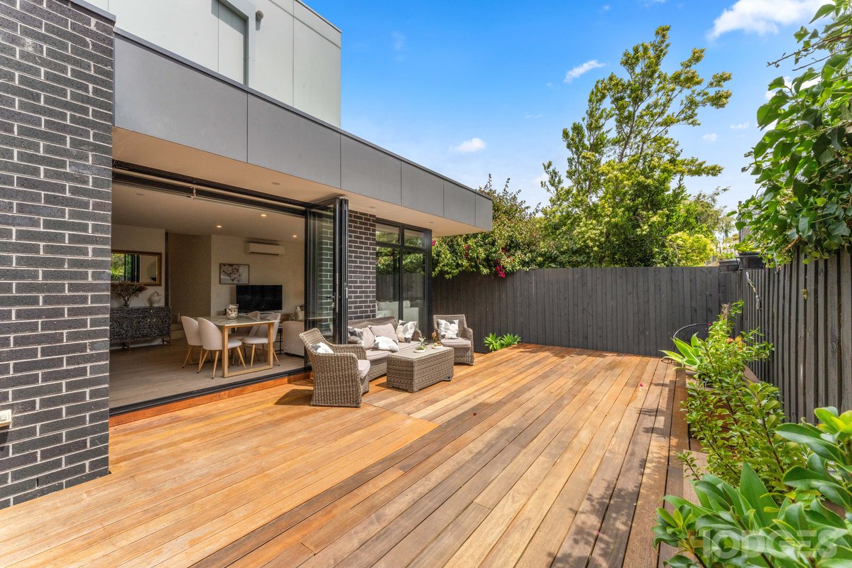 4 / 342C Beach Road Black Rock - Residential for sale